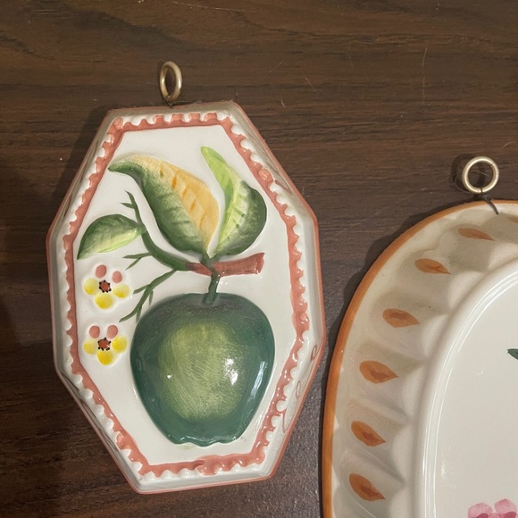 Vintage Bassano Cermanic wall hanging - Picture 2 of 5